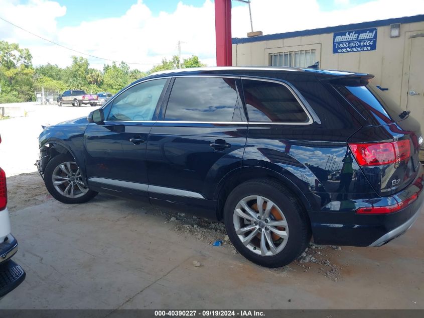 2017 Audi Q7 3.0T Premium VIN: WA1LAAF7XHD027760 Lot: 40390227