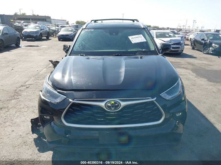 5TDHZRBH1MS103284 2021 Toyota Highlander Xle