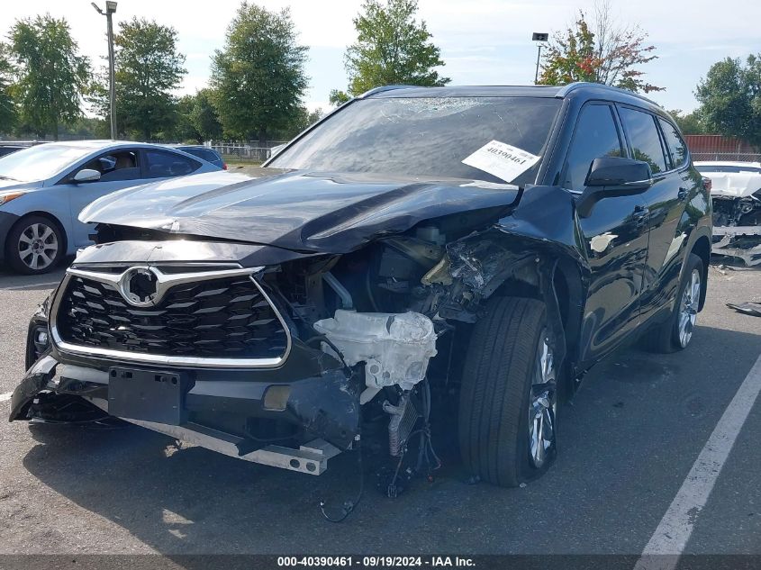 5TDDZRBH6NS169488 2022 TOYOTA HIGHLANDER - Image 2