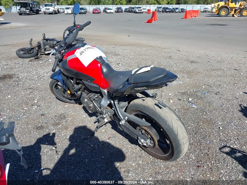 2017 YAMAHA FZ07 JYARM06E0HA012214