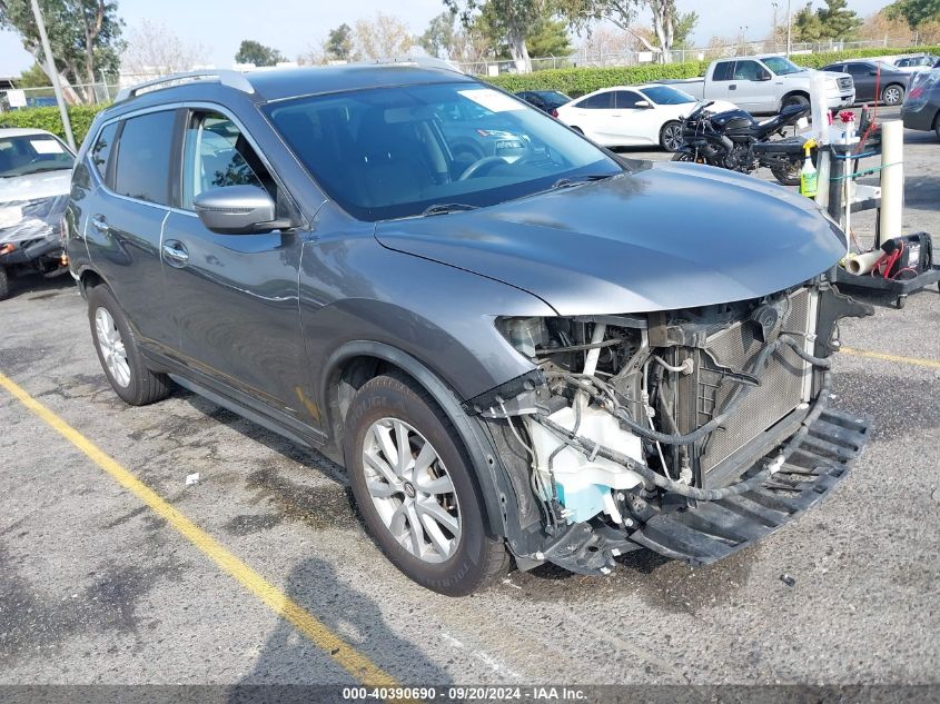 KNMAT2MT1JP509468 2018 NISSAN ROGUE - Image 1