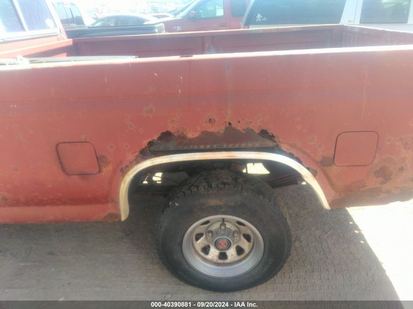 1986 Ford F150 VIN: 1FTEX14N3GKB91196 Lot: 40390881