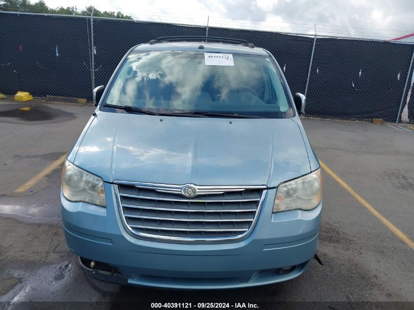 2A4RR8DX8AR436700 2010 Chrysler Town & Country Touring Plus