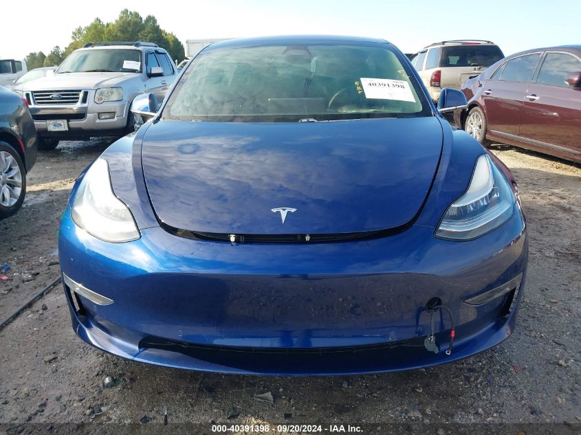 2018 Tesla Model 3 Long Range/Performance VIN: 5YJ3E1EB5JF117414 Lot: 40391398