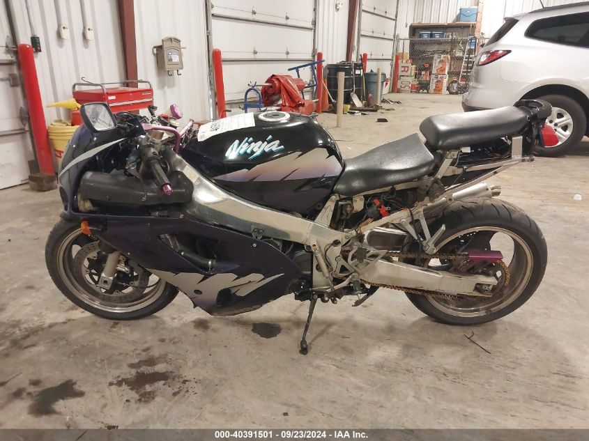 1994 Kawasaki Zx750 L VIN: JKAZXDL12RA026017 Lot: 40391501