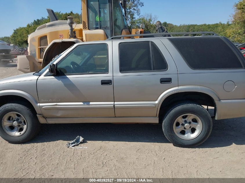 2001 Chevrolet Blazer Trailblazer VIN: 1GNCS13W712158684 Lot: 40392527