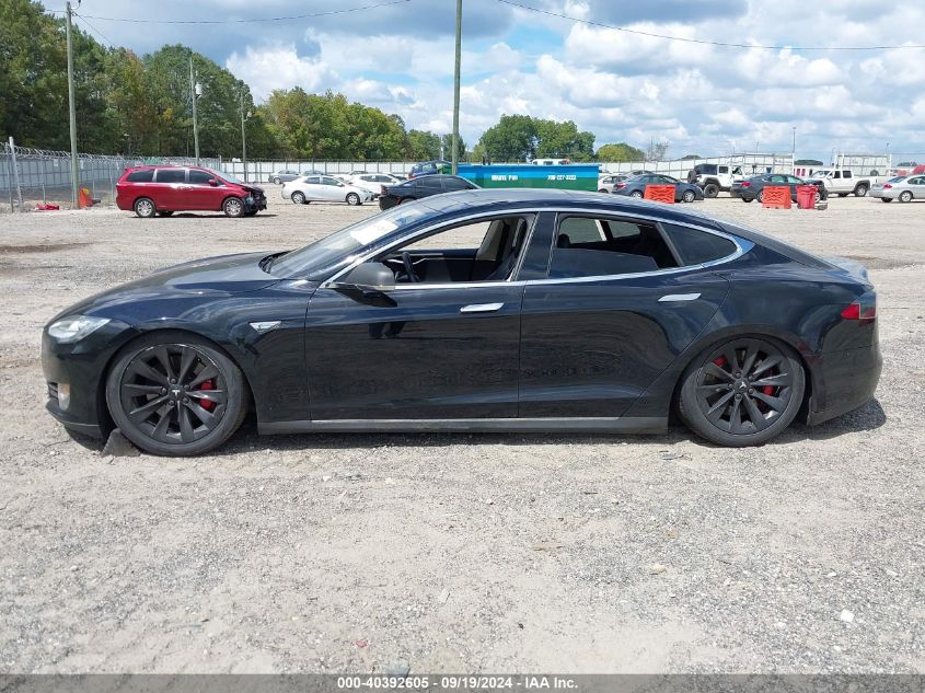 2013 Tesla Model S Performance VIN: 5YJSA1CP6DFP22004 Lot: 40392605