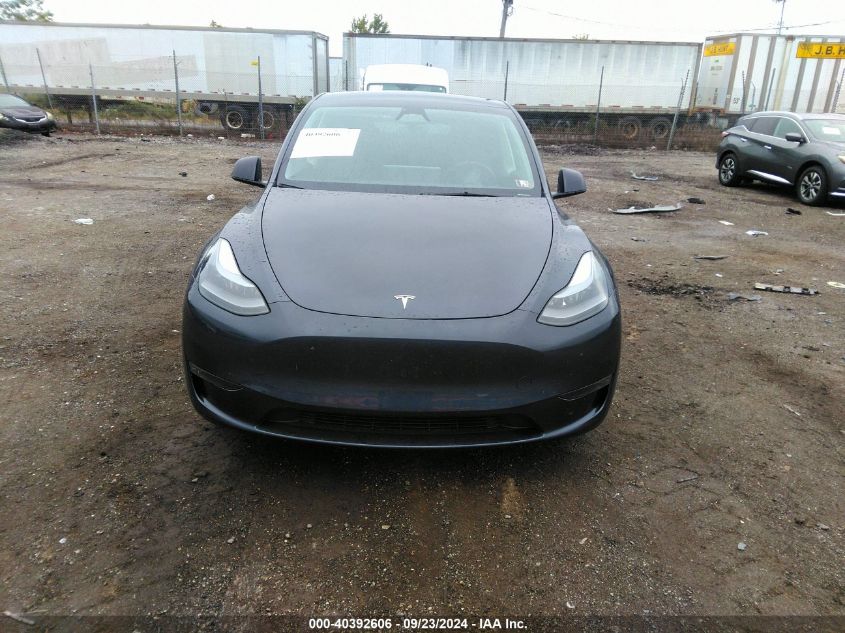 2024 Tesla Model Y Long Range Dual Motor All-Wheel Drive VIN: 7SAYGDEE5RA274514 Lot: 40392606