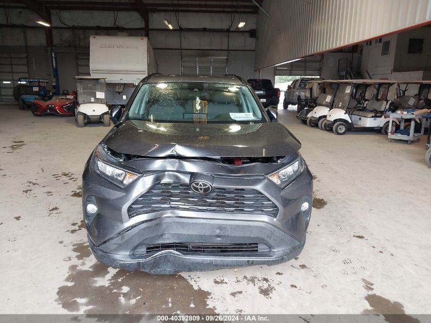 VIN 2T3W1RFV8MC139620 2021 TOYOTA RAV4 XLE