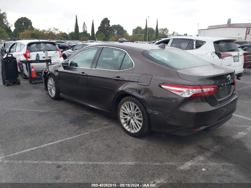 VIN 4T1B11HK7JU503130 2018 TOYOTA CAMRY no.3