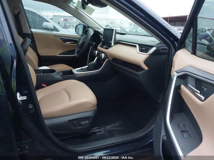 2022 TOYOTA RAV4 HYBRID LIMITED - JTMD6RFV0ND068046