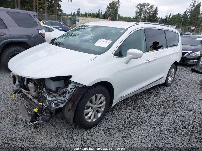 2019 Chrysler Pacifica Touring L VIN: 2C4RC1BG4KR626108 Lot: 40393582