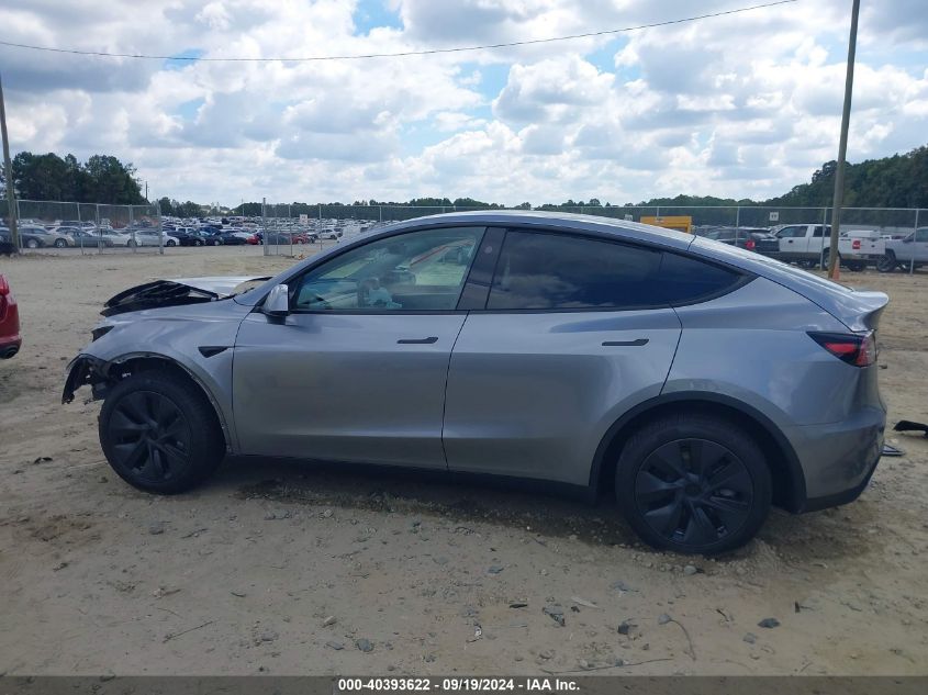 2024 Tesla Model Y Long Range Dual Motor All-Wheel Drive/Rwd VIN: 7SAYGDED5RA322617 Lot: 40393622