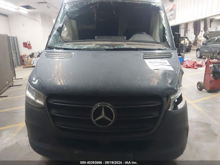 2019 Mercedes-Benz Sprinter 2500 High Roof V6/Standard Roof V6 VIN: WD4PF0CD2KP042018 Lot: 40393666