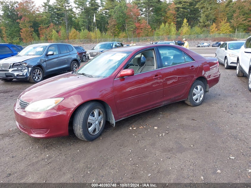 2005 Toyota Camry Le