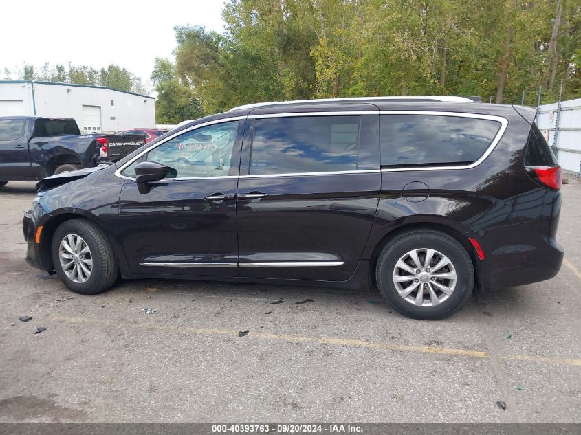 2018 Chrysler Pacifica Touring L VIN: 2C4RC1BG0JR262980 Lot: 40393763