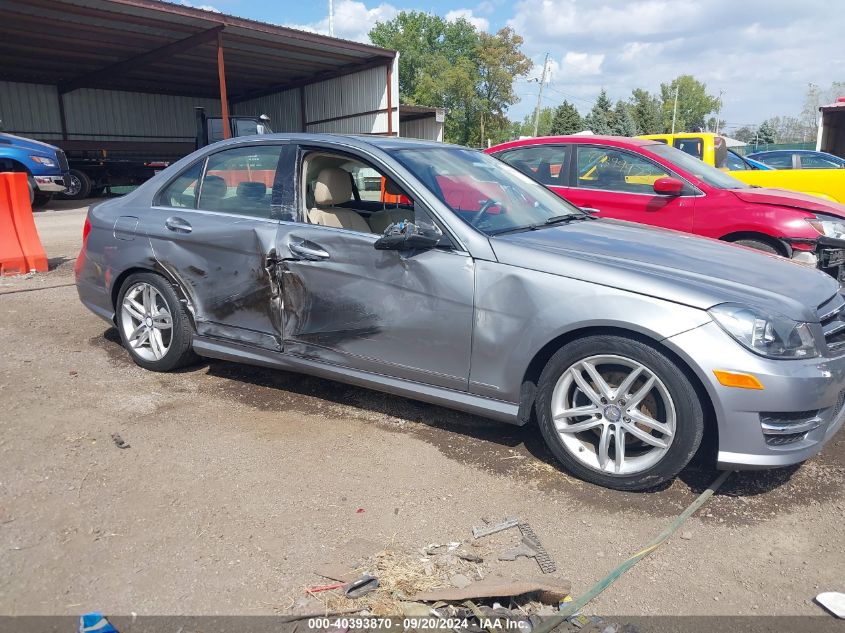 2012 Mercedes-Benz C 300 Luxury 4Matic/Sport 4Matic VIN: WDDGF8BB7CA712701 Lot: 40393870