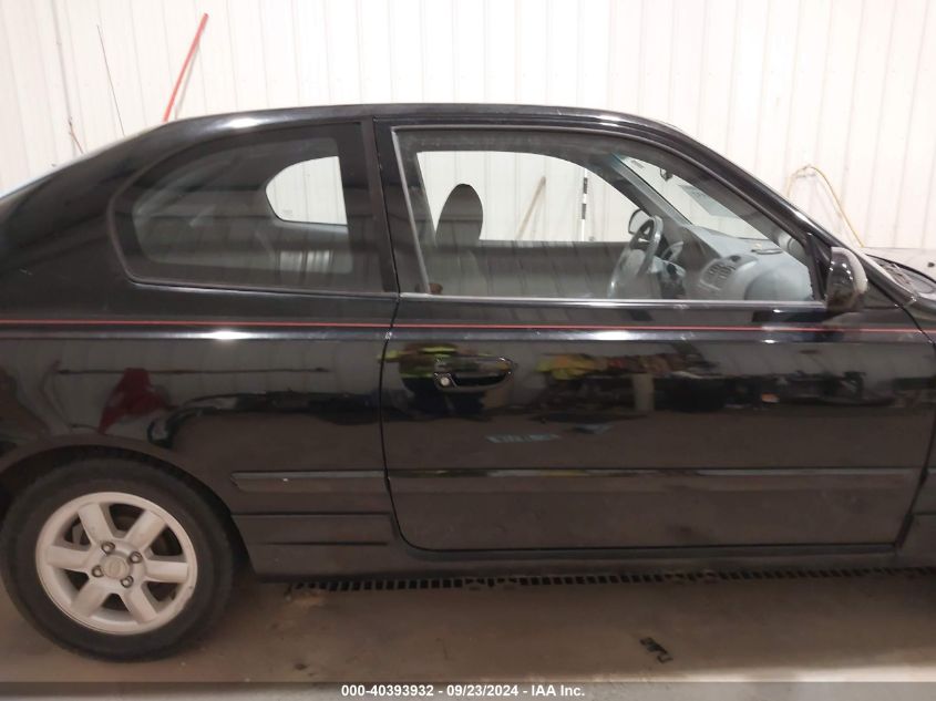 KMHCG35C25U327203 2005 Hyundai Accent Gs