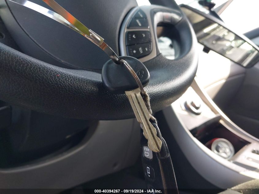 5NPDH4AE6DH374035 2013 Hyundai Elantra Gls