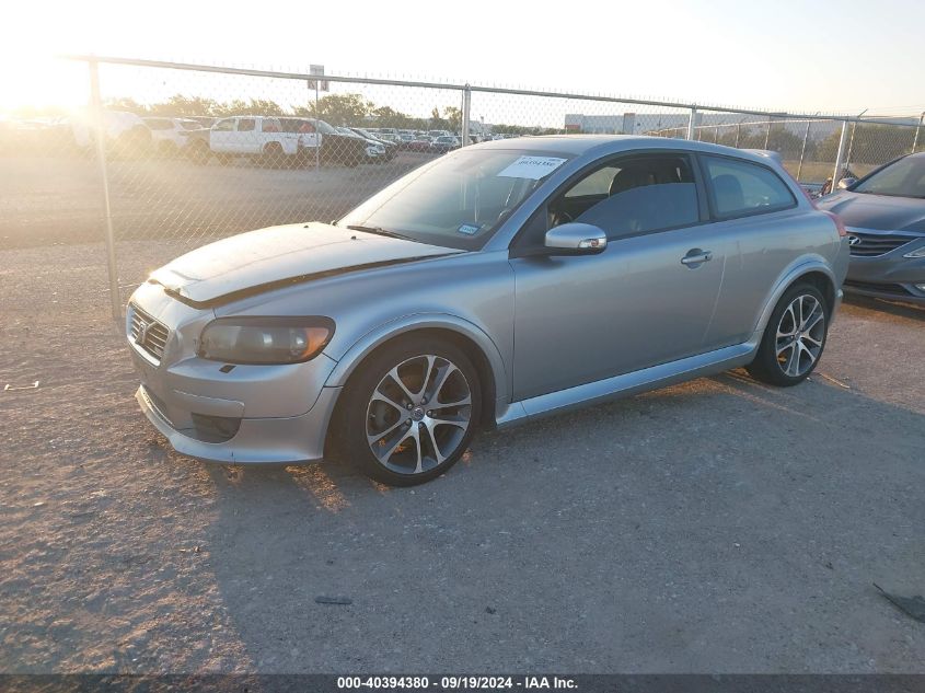 2010 Volvo C30 T5/T5 R-Design VIN: YV1672MK4A2175901 Lot: 40394380