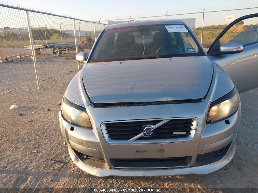 2010 Volvo C30 T5/T5 R-Design VIN: YV1672MK4A2175901 Lot: 40394380