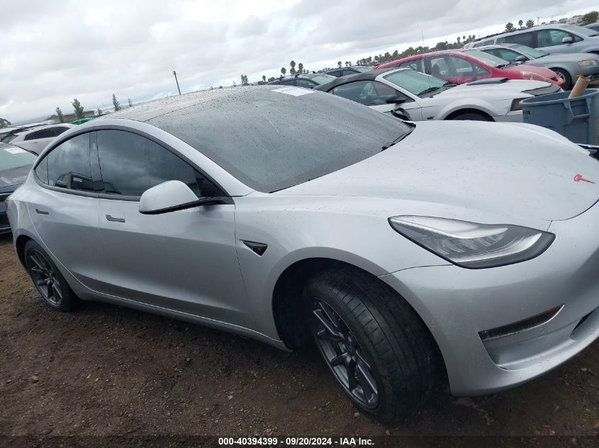 2018 Tesla Model 3 Long Range/Performance VIN: 5YJ3E1EB8JF122204 Lot: 40394399