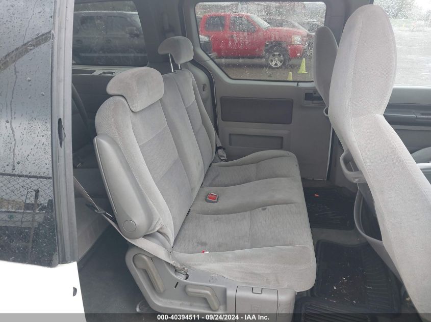 2FMZA51625BA00538 2005 Ford Freestar Se