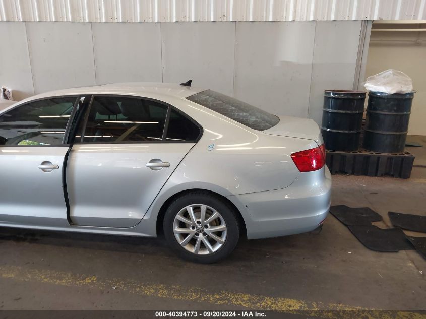 3VWDZ7AJ3BM347455 2011 Volkswagen Jetta 2.5L Se