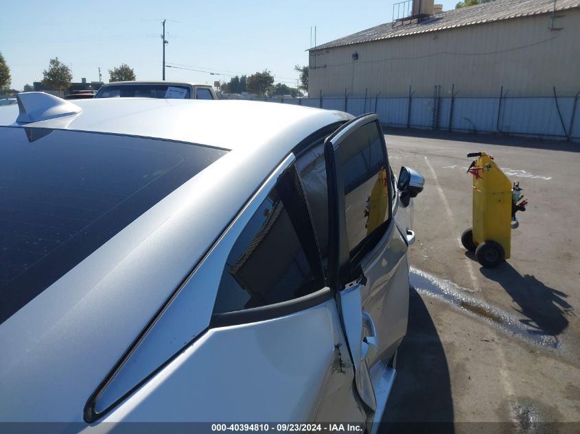 2020 Honda Clarity Plug-In Hybrid Touring VIN: JHMZC5F35LC002633 Lot: 40394810