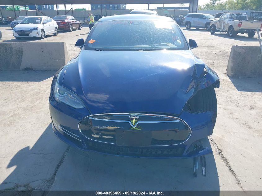 2015 Tesla Model S 70D/85D/P85D VIN: 5YJSA1E27FF102105 Lot: 40395459