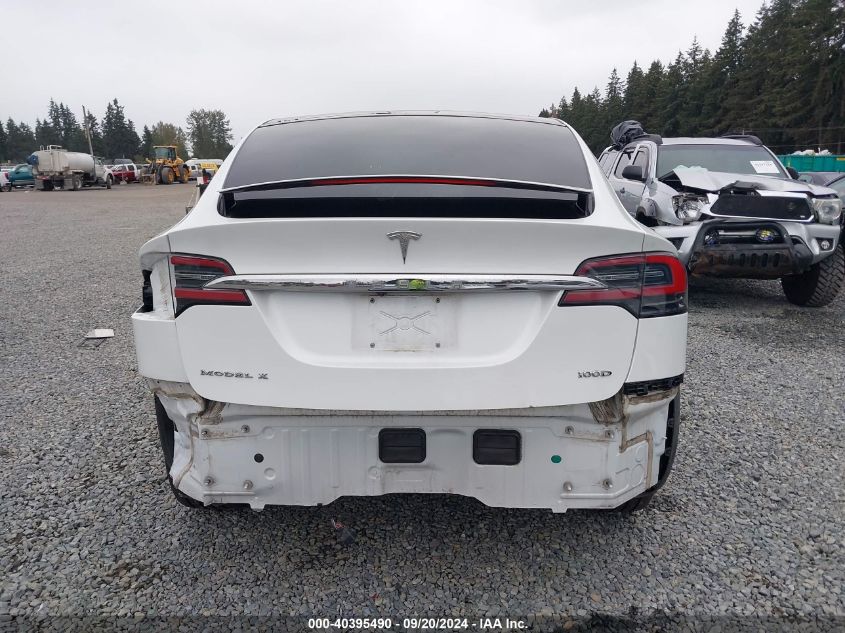 5YJXCDE28JF140596 2018 Tesla Model X 100D/75D/P100D