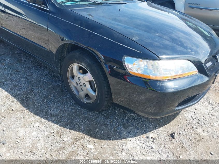 2000 Honda Accord 2.3 Ex VIN: 1HGCG6678YA132513 Lot: 40395597