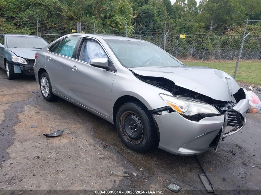 4T1BF1FK7FU092873 2015 TOYOTA CAMRY - Image 1