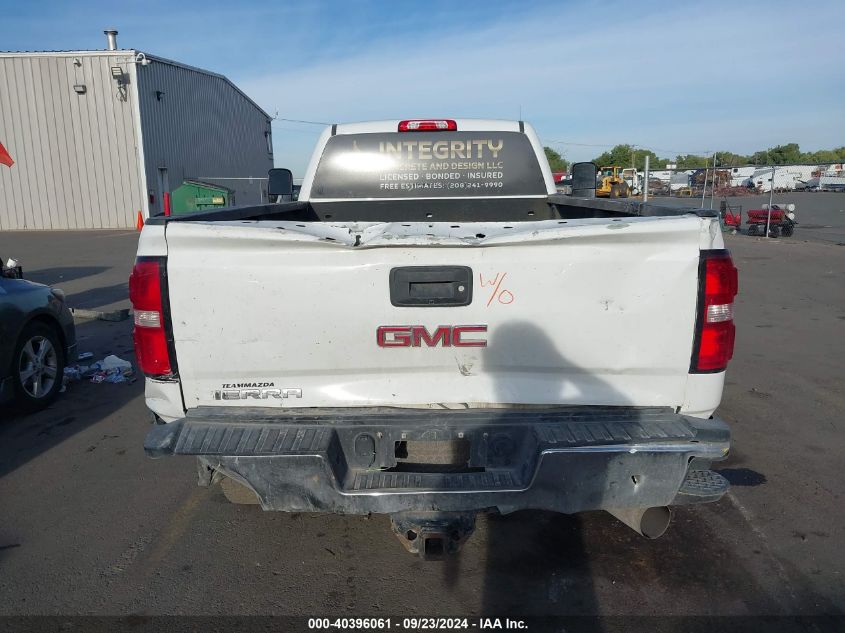 2018 GMC Sierra K2500 Heavy Duty VIN: 1GT02REY1JZ215851 Lot: 40396061