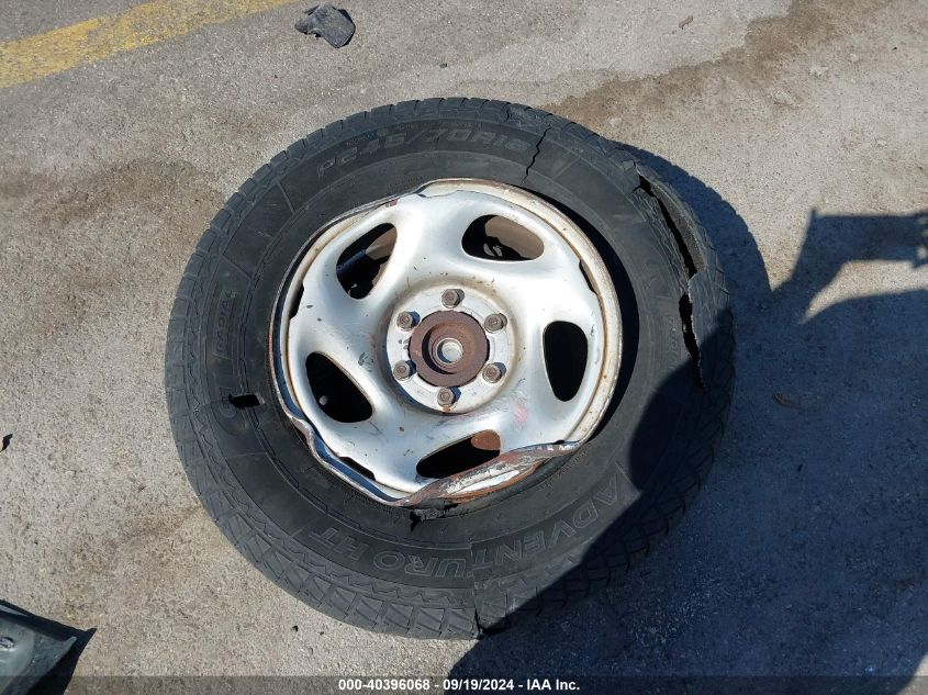 2002 Toyota Tundra Sr5 V8 VIN: 5TBRT34122S281679 Lot: 40396068