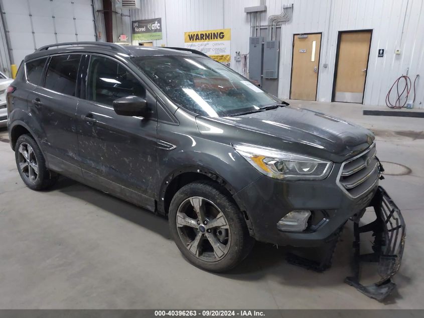 2017 FORD ESCAPE SE - 1FMCU9G93HUE36500