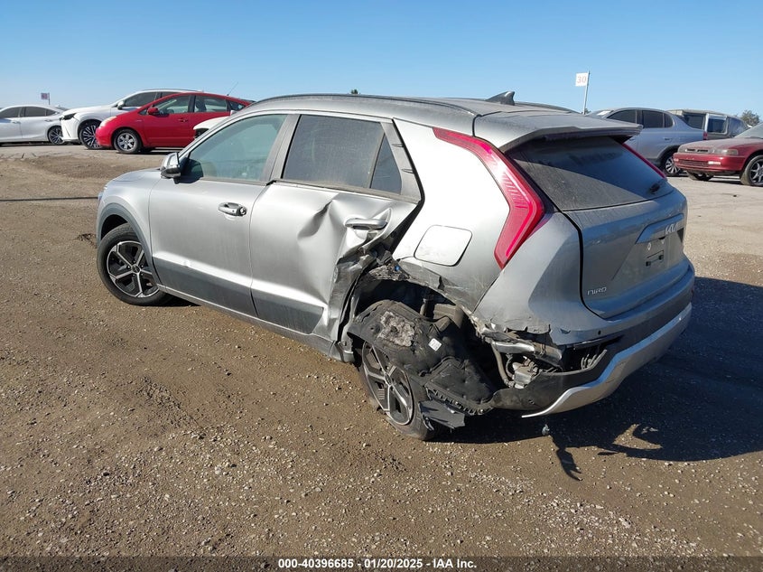 Vin: kndcr3le1p5048938, lot: 40885257, kia niro ex 20233