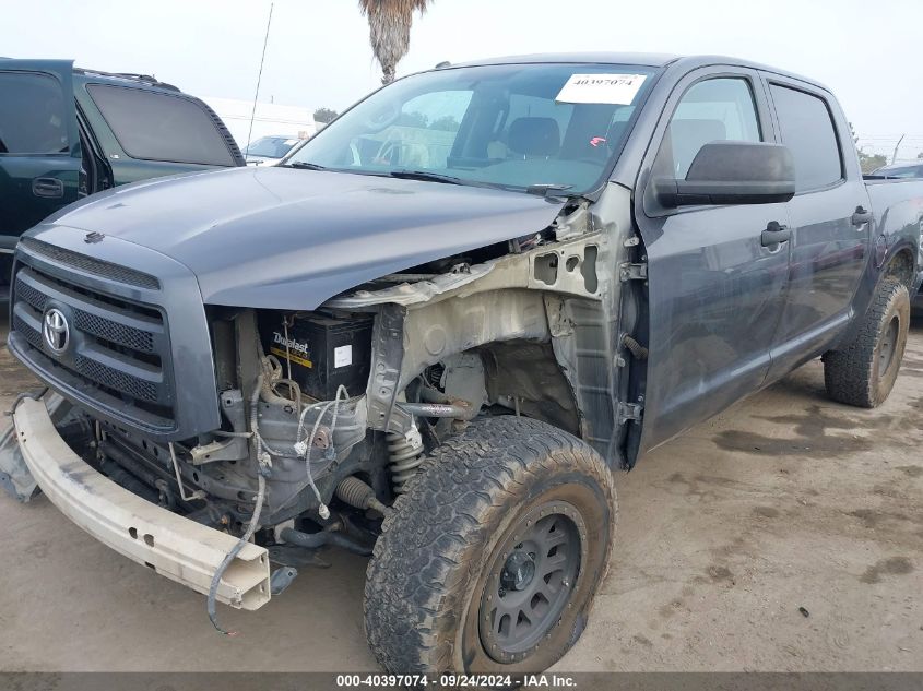 2011 Toyota Tundra Grade 5.7L V8 VIN: 5TFDY5F10BX197978 Lot: 40397074