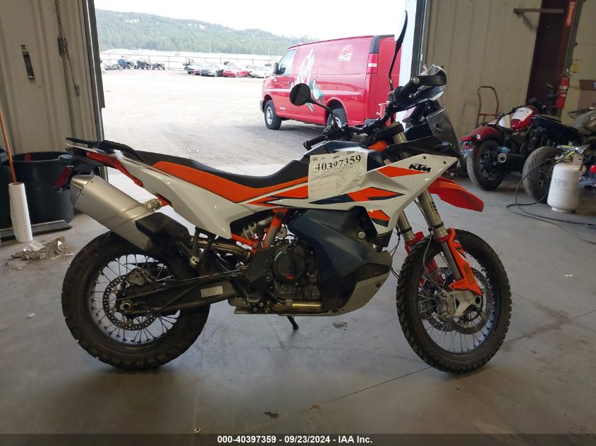 2024 Ktm 890 Adventure R VIN: VBKTR6405RM881850 Lot: 40397359