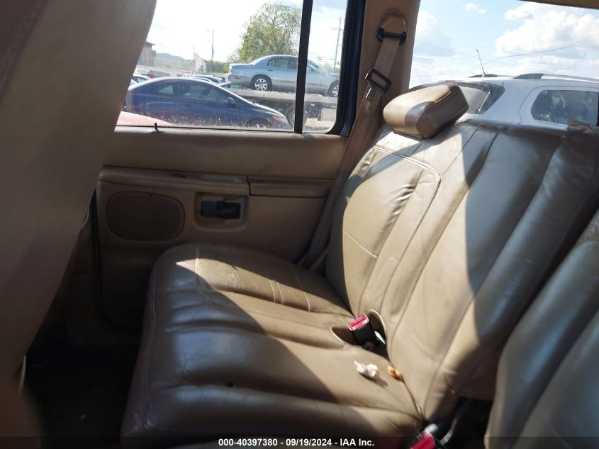 2000 Mercury Mountaineer VIN: 4M2DU66P5YUJ42906 Lot: 40397380