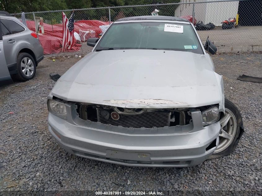 2006 Ford Mustang V6 VIN: 1ZVFT84N365241873 Lot: 40397981