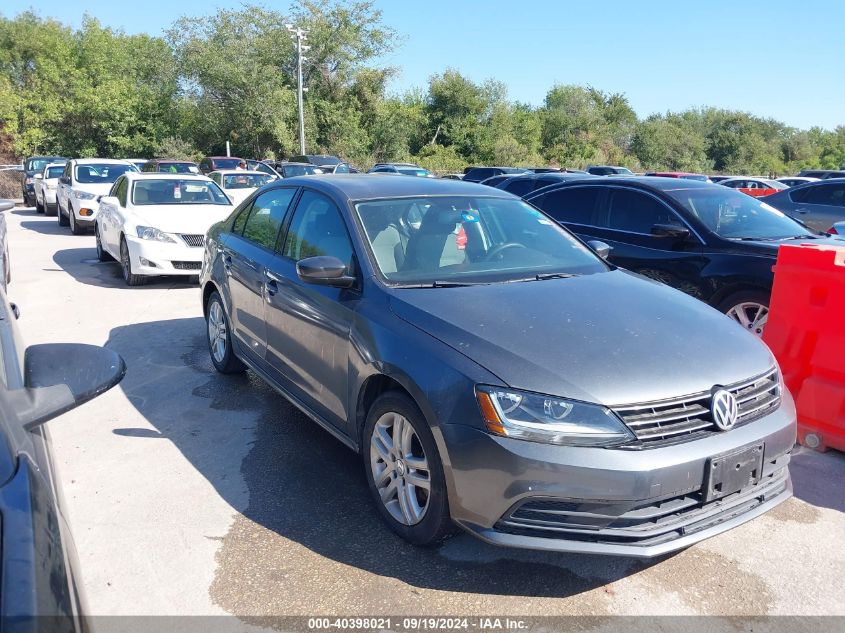 3VW2B7AJ0JM260381 2018 VOLKSWAGEN JETTA - Image 1