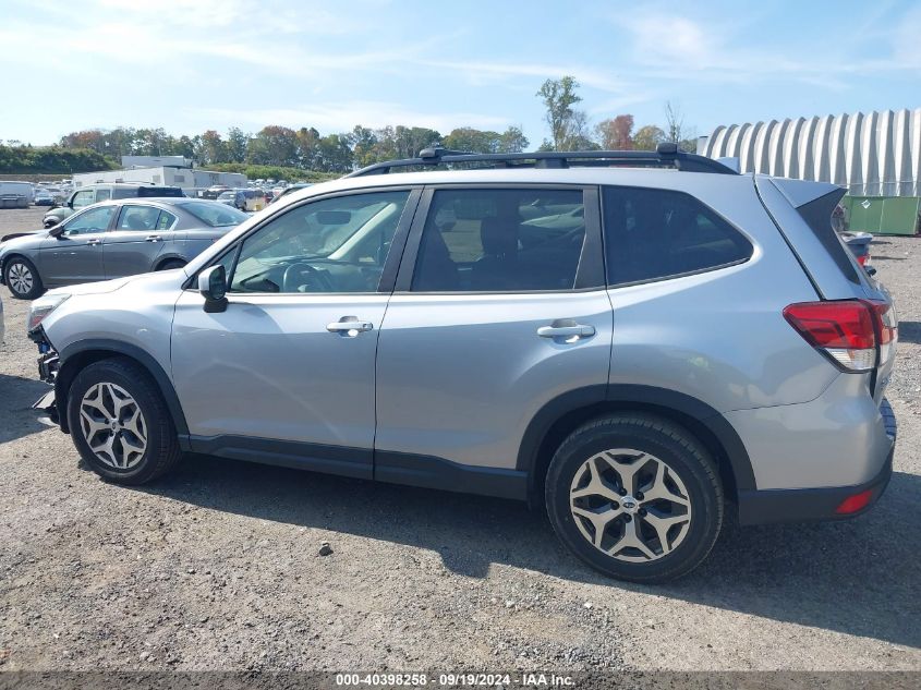 2019 Subaru Forester Premium VIN: JF2SKAGC5KH590582 Lot: 40398258