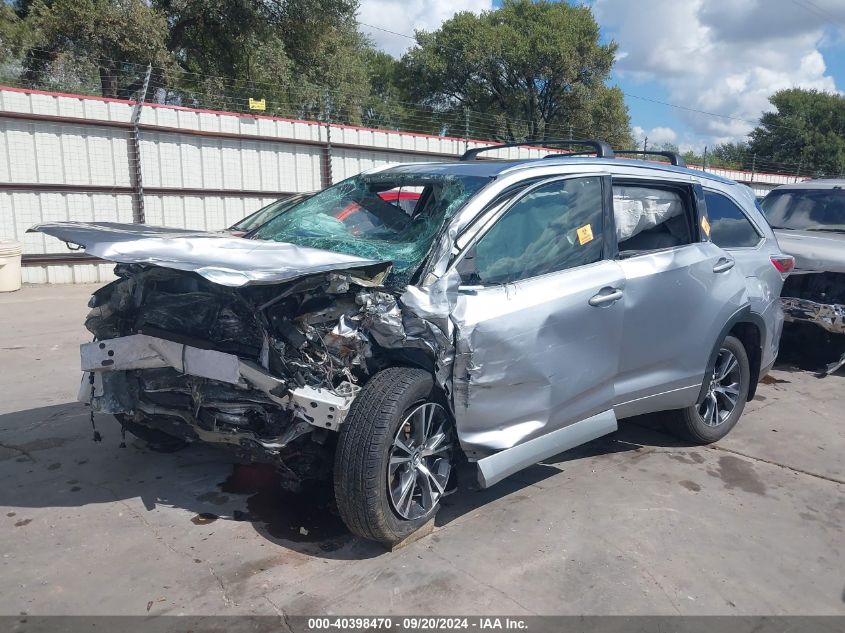 5TDKKRFH3GS506630 2016 TOYOTA HIGHLANDER - Image 2