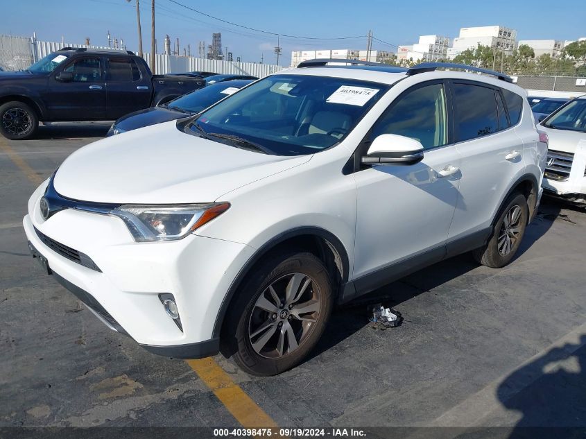 JTMWFREV8HD097468 2017 TOYOTA RAV 4 - Image 2