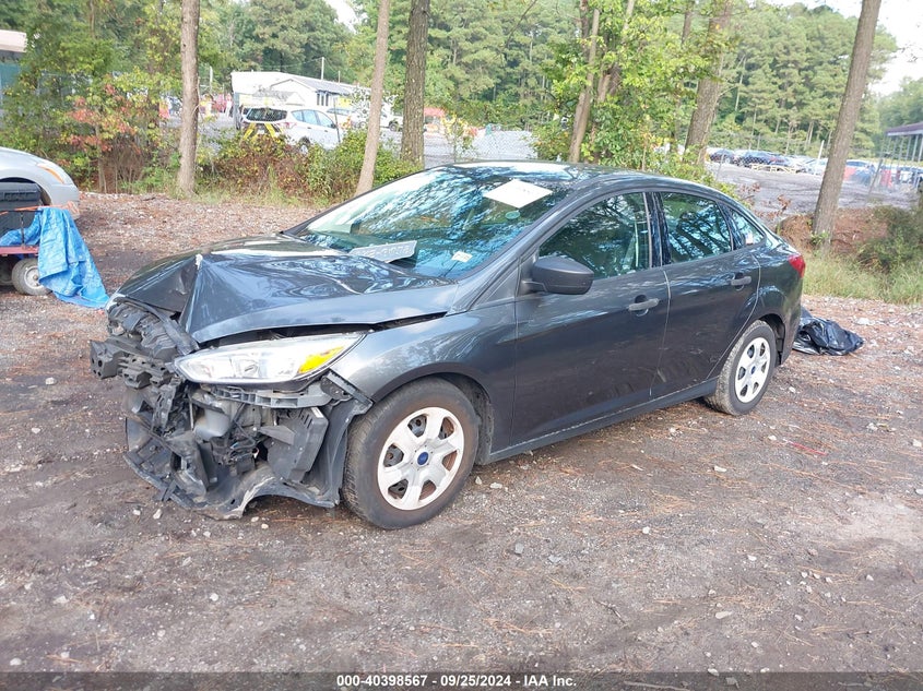 Vin: 1fadp3e29jl215097, lot: 40887156, ford focus s 20182