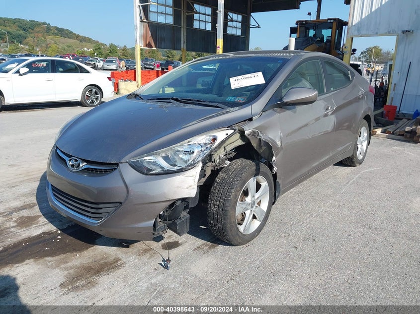 5NPDH4AE7DH392026 2013 Hyundai Elantra Gls