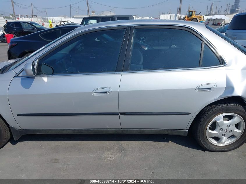 1999 Honda Accord Lx VIN: 1HGCG6650XA156317 Lot: 40398714