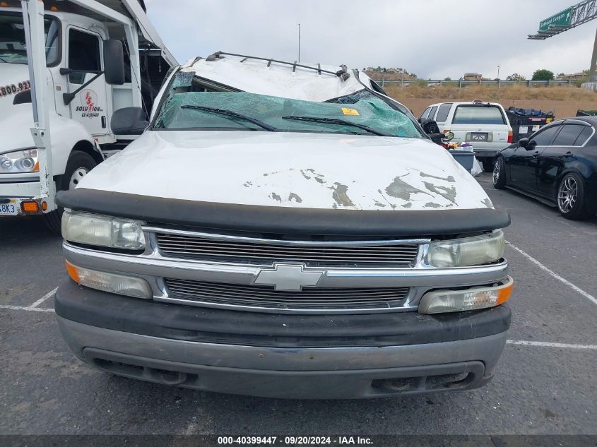 2000 Chevrolet Suburban 1500 Ls VIN: 3GNEC16T2YG139064 Lot: 40399447