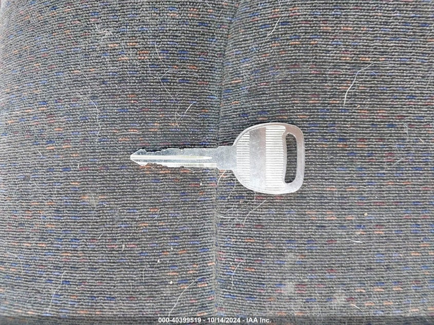 1999 Chevrolet Silverado 1500 Ls VIN: 1GCEK19T7XE163986 Lot: 40399519